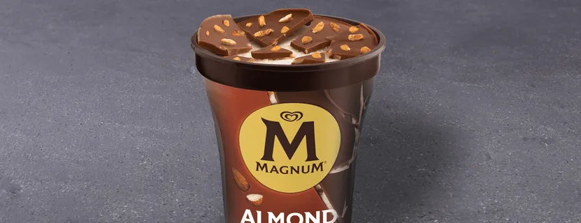 Magnum Almond (440ml)